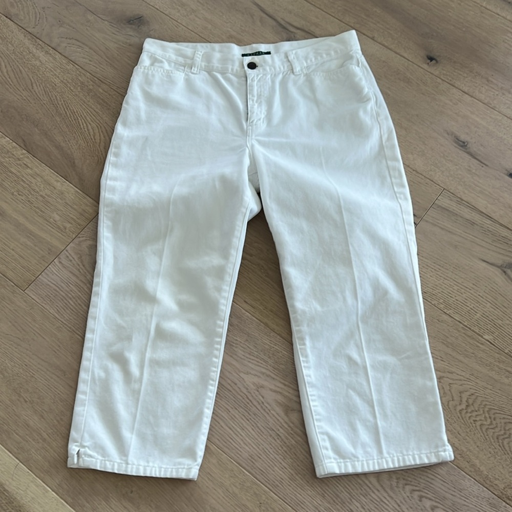 Women's Capri White Jeans Size 6 Classic Minimalist Staple Cotton